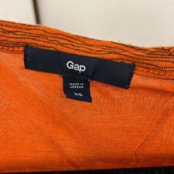 Orange lined patterned Gap xs femme tshirt - Picture 4 of 4